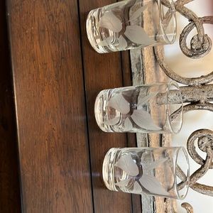 Vintage juice glasses with etched flower set of 3